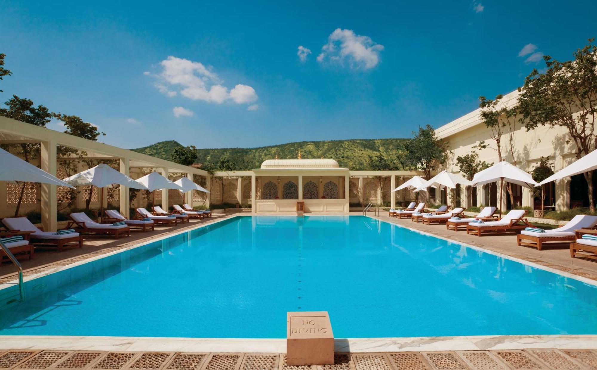 Trident Jaipur Otel Dış mekan fotoğraf The Oberoi Udaivilas Palace, Udaipur